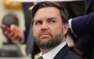 ونس از جنگ‌طلبی ترامپ در کارائیب دفاع کرد