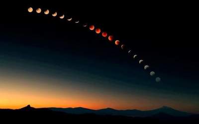 عکسی متفاوت از ماه گرفتگی