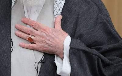 به قربان این دست و این آستین