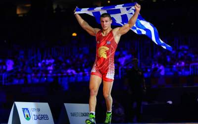 اولین مدال طلای تاریخ یونان در کشتی آزاد