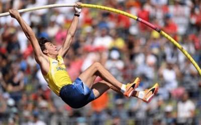 اعجوبه سوئدی بازهم رکورد پرش دنیا را شکست  <img src="https://cdn.jahannews.com/images/video_icon.png" width="16" height="16" border="0" align="top">