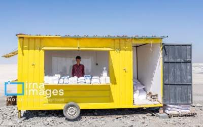 عکس/ این مغازه فقط نمک می‌فروشد