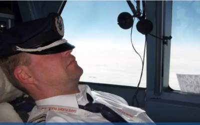 خلبانان آلمانی حین پرواز می‌خوابند!