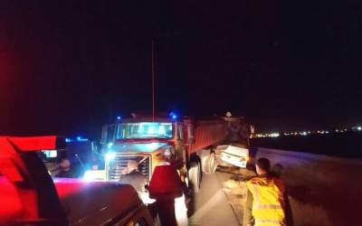 تصادف تریلی و اتوبوس در فارس  با ۲۸ مصدوم