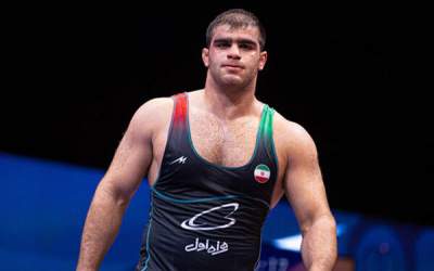 تعظیم و دور افتخار میرزازاده به پرچم مقدس ایران  <img src="https://cdn.jahannews.com/images/video_icon.png" width="16" height="16" border="0" align="top">