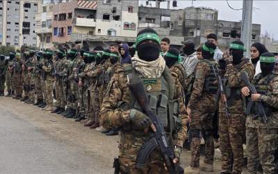 خداحافظی القسام با اسرای اسرائیلی +عکس