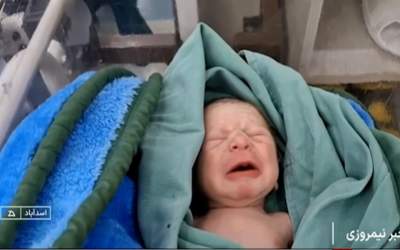 فرزندی که پس از شهادت پدر متولد شد  <img src="https://cdn.jahannews.com/images/video_icon.png" width="16" height="16" border="0" align="top">