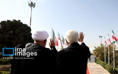 عکس/ خداحافظی عارف با مسافر آمریکا