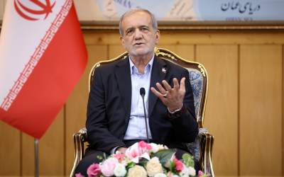 پیشنهاد سایت اصلاح طلب به پزشکیان: جلوی دوربین در مقابل مردم بنشیند و به وعده استعفایی که داده بود، عمل کند! +جزئیات