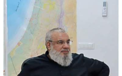 انسان مومن یک لشکر است