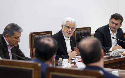 عارف: اجازه نمی‌دهیم با سفره مردم شوخی کنند