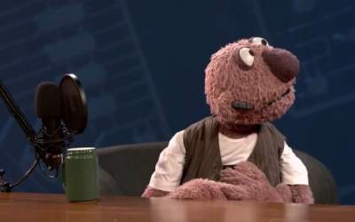 «جناب خان» پایش را از تلویزیون بیرون گذاشت!