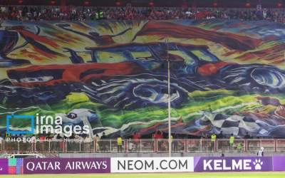 عکس/ پرچم بزرگ هواداران تراکتور