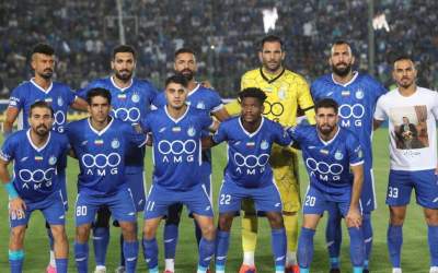 ساعت و ترکیب احتمالی استقلال در بازی امشب