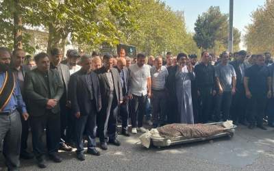 وداع دانشجویان دانشگاه تهران با هم‌دانشگاهی خود