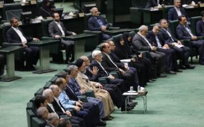 برنامه استیضاح ۴ وزیر در مجلس