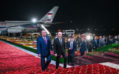 استقبال منحصربفرد از پوتین +فیلم  <img src="https://cdn.jahannews.com/images/video_icon.png" width="16" height="16" border="0" align="top">