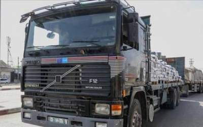 ارسال روزانه ۴۰۰ کامیون کمک‌رسانی به غزه