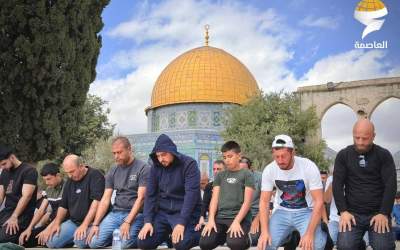 اقامه نماز جمعه توسط هزاران فلسطینی  <img src="https://cdn.jahannews.com/images/picture_icon.png" width="16" height="16" border="0" align="top">