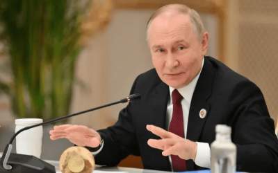 پوتین: روسیه درحال ساخت سلاح هسته‌ای جدید است