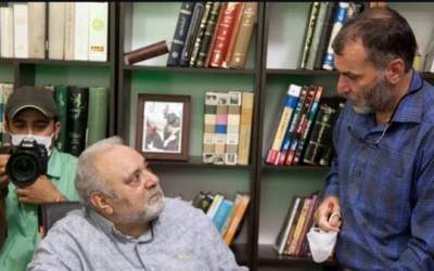 ده‌نمکی: کاسبی تا لحظه آخر پای اعتقاداتش ایستاد