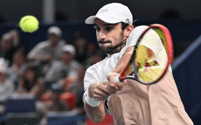 درآمد باورنکردنی تنیسور ناشناس در چین