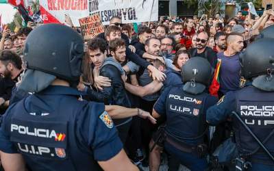 فرار تیم بسکتبال اسرائیل با اسکورت پلیس