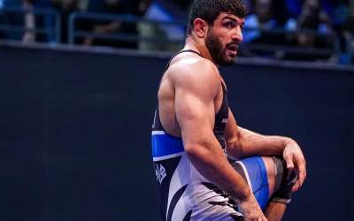 کشتی گرفتن رحمان عموزاد با کامران قاسمپور  <img src="https://cdn.jahannews.com/images/video_icon.png" width="16" height="16" border="0" align="top">