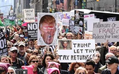 ۷ میلیون نفر در ۲۷۰۰ شهر علیه ترامپ به خیابان‌ها آمدند