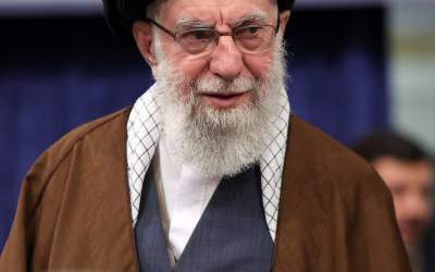 تصویری از رهبرانقلاب در دیدار با مدال‌آوران ورزشی