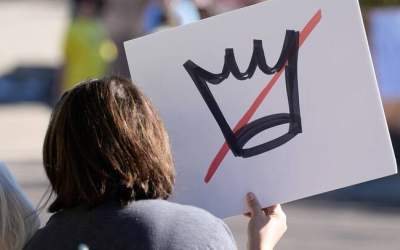 آن‌چه باید درباره اعتراضات «نه به پادشاهی» آمریکا بدانید +تصاویر  <img src="https://cdn.jahannews.com/images/video_icon.png" width="11" height="10" border="0" align="top">