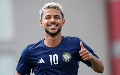 ماشین لوکس و گران‌قیمت مهدی قایدی  <img src="https://cdn.jahannews.com/images/video_icon.png" width="16" height="16" border="0" align="top">