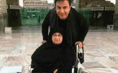 عمو پورنگ در لباس خادمی امام رضا(ع)  <img src="https://cdn.jahannews.com/images/video_icon.png" width="16" height="16" border="0" align="top">