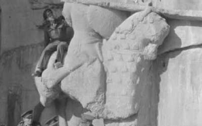 عکس/ سربازان اشغالگر انگلیسی در طاق بستان