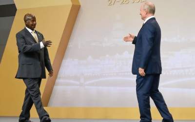 کمک‌ نظامی روسیه به اوگاندا رسید +عکس