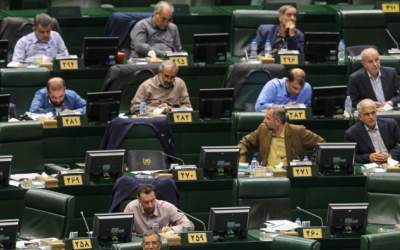 ساعات کار کارکنان ۴۴ ساعت تعیین شد