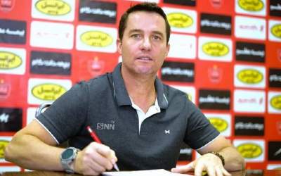 لحظۀ عقد قرارداد سرمربی جدید پرسپولیس +فیلم  <img src="https://cdn.jahannews.com/images/video_icon.png" width="16" height="16" border="0" align="top">