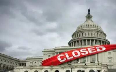 خسارت ۱۴ میلیارد دلاری به اقتصاد آمریکا