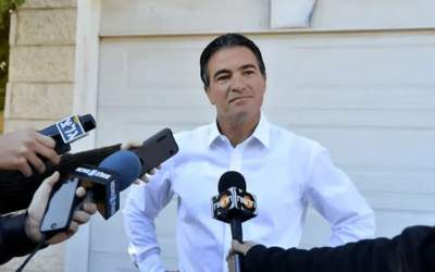 موساد: تجهیزات الکترونیکی بسیاری از کشورها را بمب‌گذاری کرده‌ایم