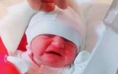 نوزادی که بعد از شهادت پدرش به دنیا آمد  <img src="https://cdn.jahannews.com/images/video_icon.png" width="16" height="16" border="0" align="top">