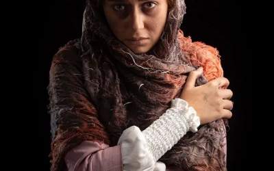 عکس/ گریم پریناز ایزدیار در تئاتر بینوایان