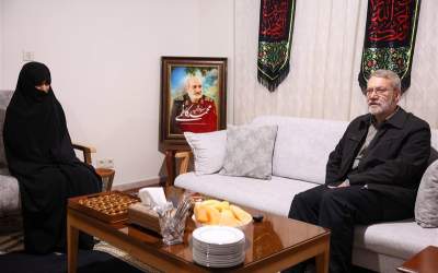 دیدار لاریجانی با خانواده‌ شهید سرلشکر محمد کاظمی