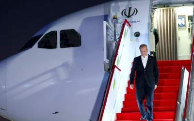 رئیس‌ جمهور وارد استان کردستان شد