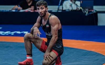 حرکت پهلوانانه قهرمان کشتی المپیک توکیو