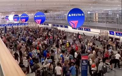 دستور دولت ترامپ برای کاهش پروازها در آمریکا