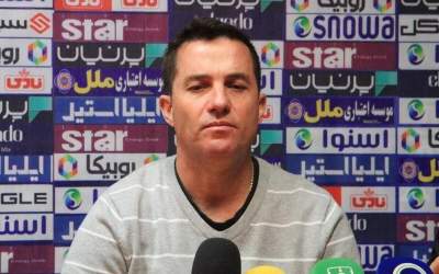 اوسمار: لیگ ایران سخت و نزدیک شده است