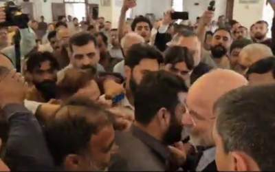 استقبال نمازگزاران نماز جمعه کراچی از قالیباف  <img src="https://cdn.jahannews.com/images/video_icon.png" width="16" height="16" border="0" align="top">