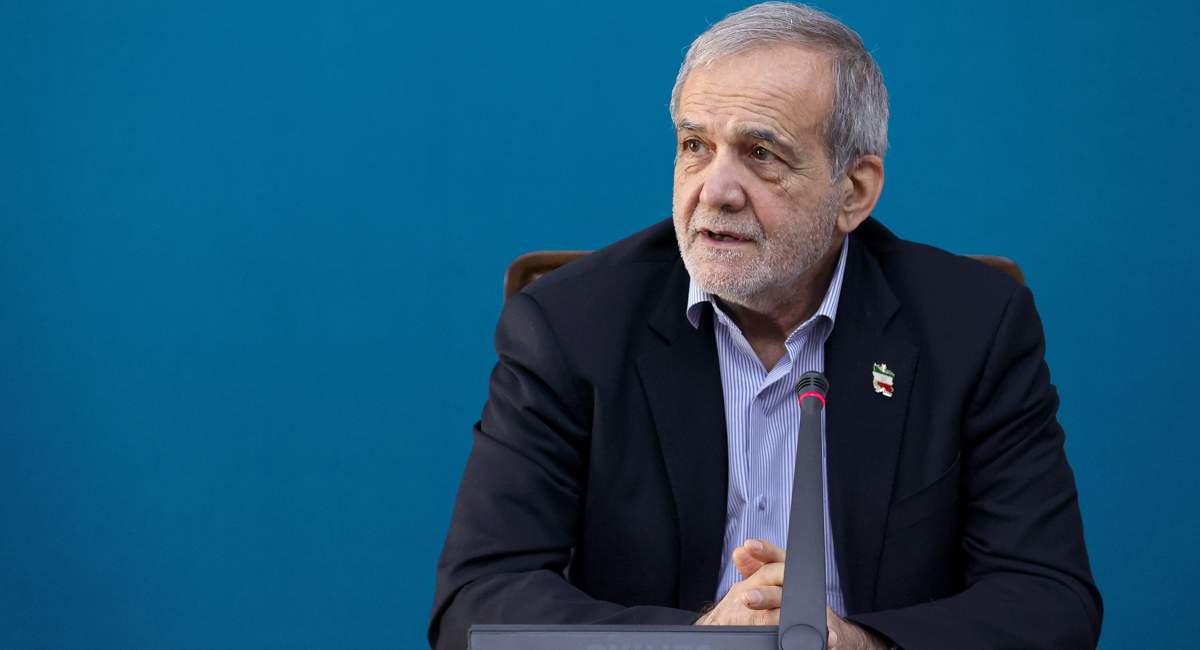 صدای اعتراض اصلاح طلبان هم بلند شد/ رئیس‌جمهور باید صدای ثبات و برنامه باشد، نه انعکاس اضطراب/ مسئولیت رئیس‌جمهور، ارائه‌ راه‌حل است نه هشدار دادن