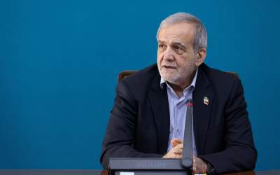 صدای اعتراض اصلاح طلبان هم بلند شد/ رئیس‌جمهور باید صدای ثبات و برنامه باشد، نه انعکاس اضطراب/ مسئولیت رئیس‌جمهور، ارائه‌ راه‌حل است نه هشدار دادن