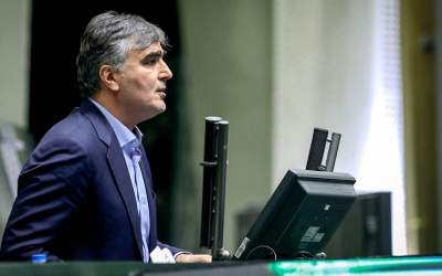 فرزین: فقط ۵ بانک داریم که تراز منفی دارند